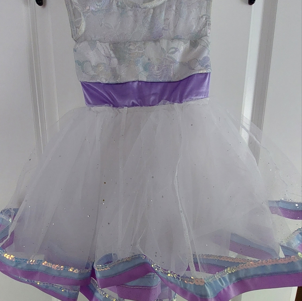 Dress - Picture 2 of 4